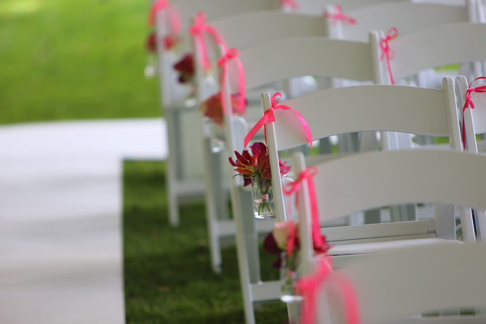 rentals-white-wedding-chairs
